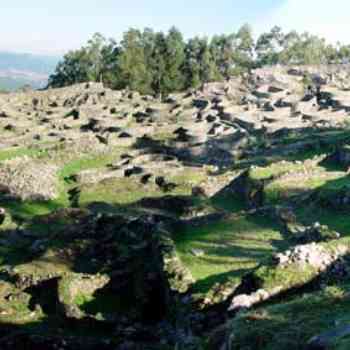 Click para ampliar. Pulsa en el nombre para ver la ficha. Santa Tecla - Vista panorámica del castro